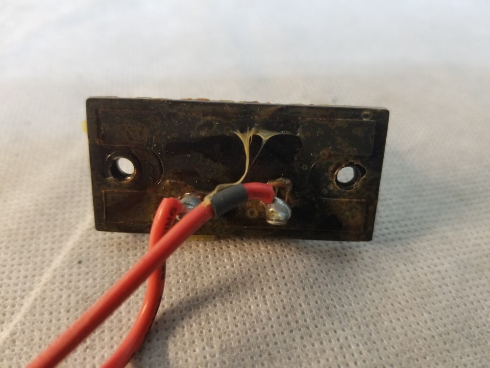 CAMBRIDGE SOUNDWORKS DTT2500 SUBWOOFER SPEAKER INPUT TERMINAL