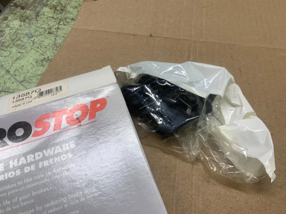 Disc Brake Hardware Kit 13587Q
