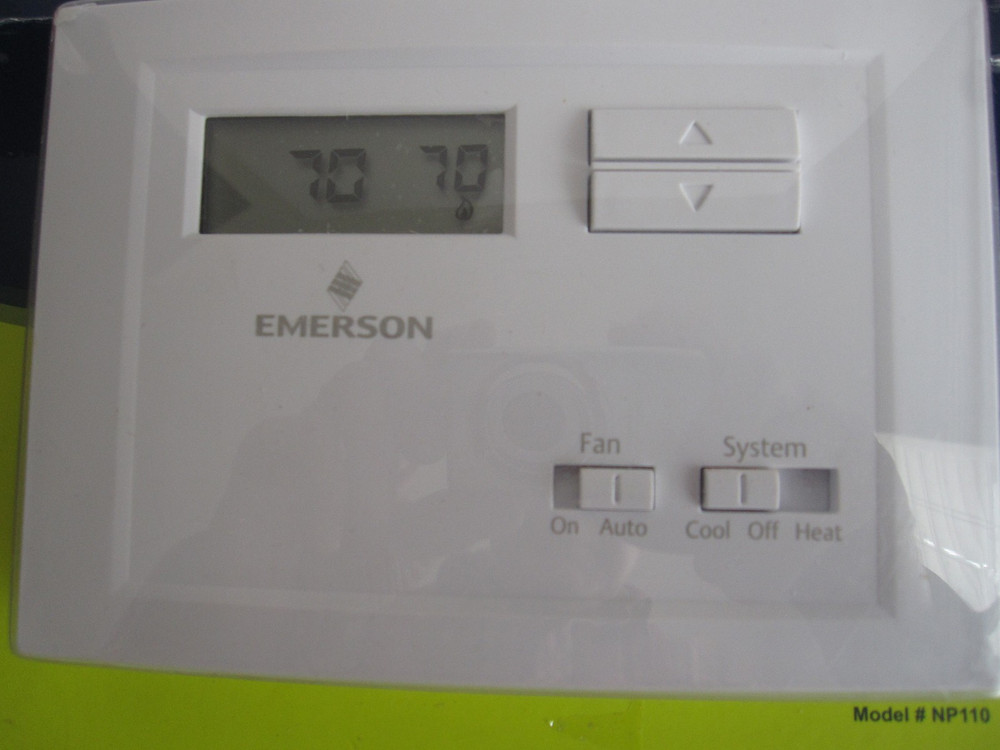 Thermostat White-Rodgers Non-programable Single-Stage