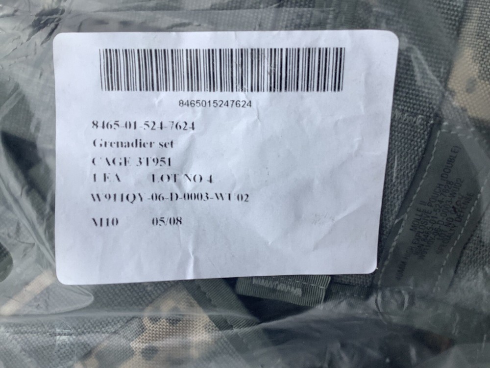 New Unopened USGI UCP Grenadier Pouch Set