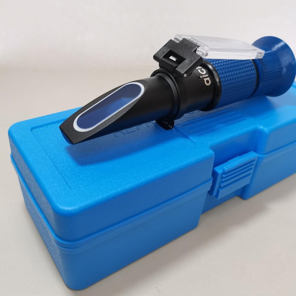 Accurate 0-80% Sugar Content Refractometer with Automatic Temperature Control