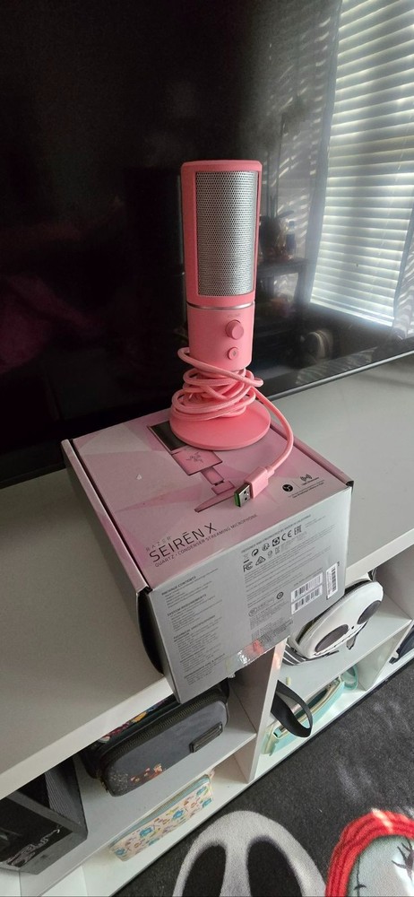 Razer X USB Streaming Microphone | Never used | Pink Quartz