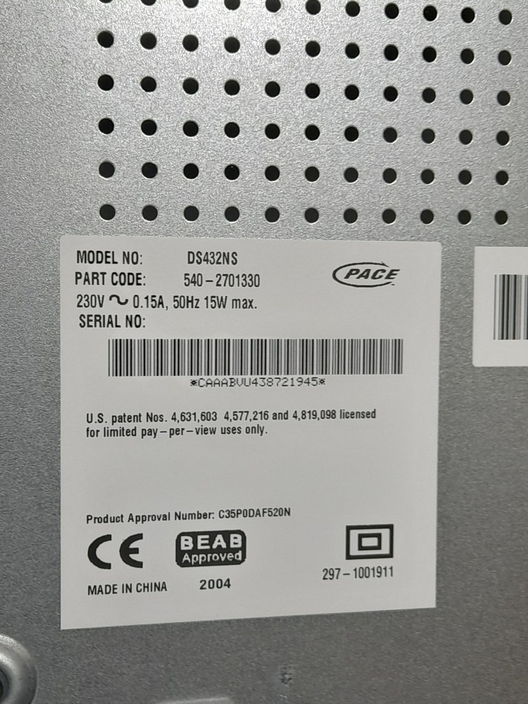 SKY DIGITAL DECODER MODEL DS432NS