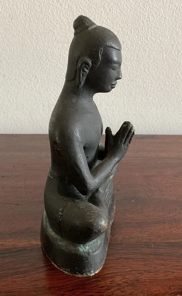 Great Iron Spiritual Figure Praying