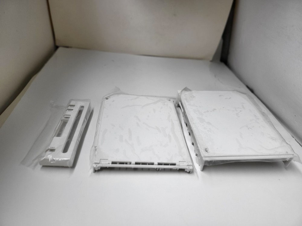 NEW White Wii Replacement shell casing Front & two sides (no buttons) #18Q