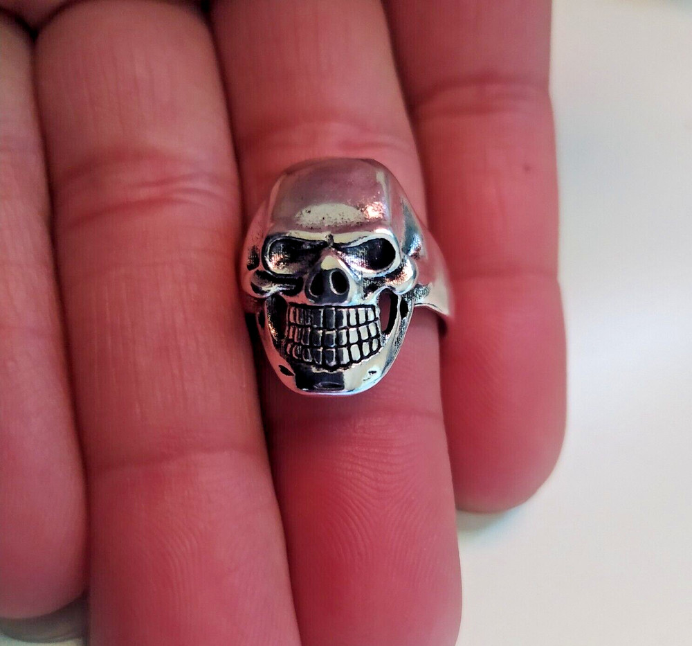 Ancient Vintage Victorian Sterling Silver Ring Head Skull Engraved Size 10