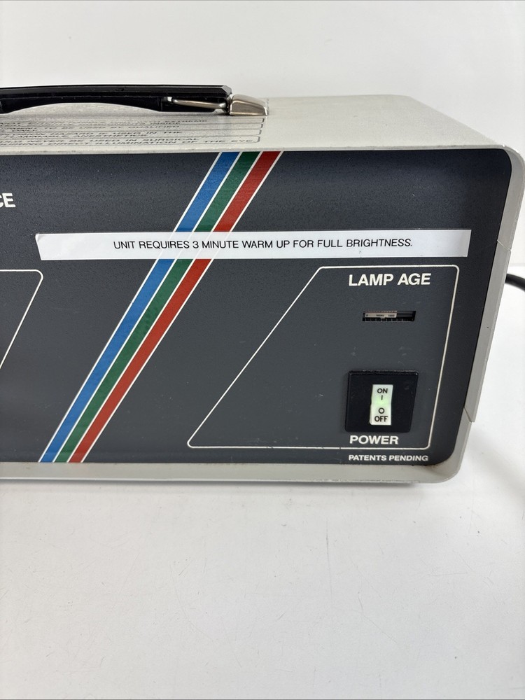 LUXTEC FIBEROPTICS HIGH INTENSITY XENON 1900 LIGHT SOURCE