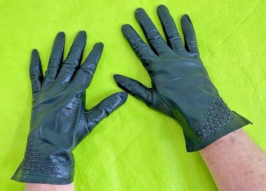 Womens Black Leather Size 7.5 Two Pair Black