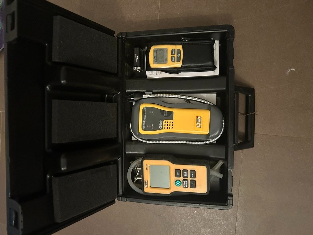 UEI Leak and Pressure Kit