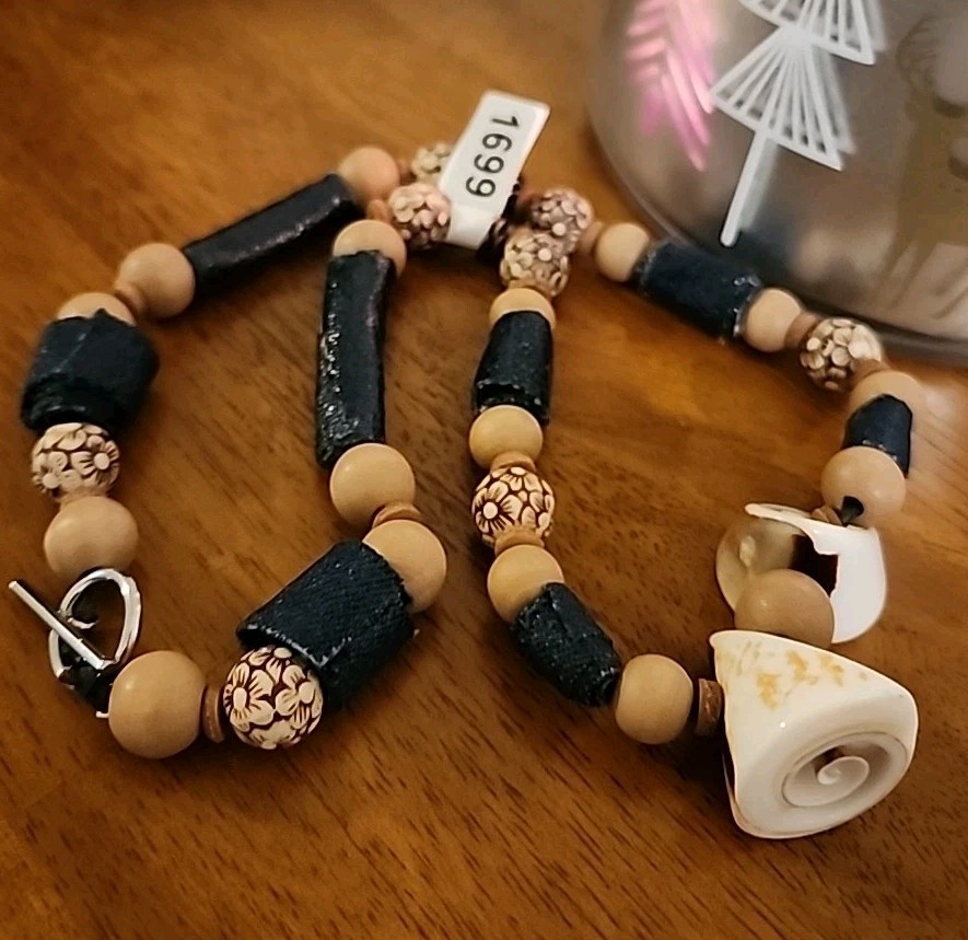 Handmade Artisan Mixed-Material Beaded Necklace #1699