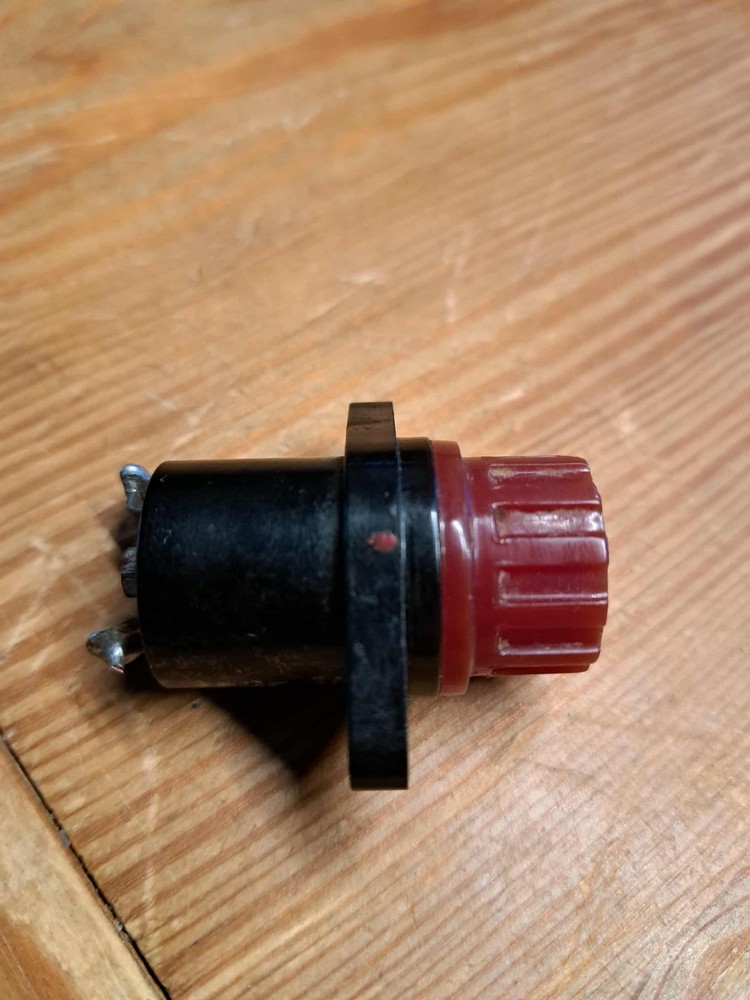 WIRELESS SET NO 19 SET PILOT LAMP