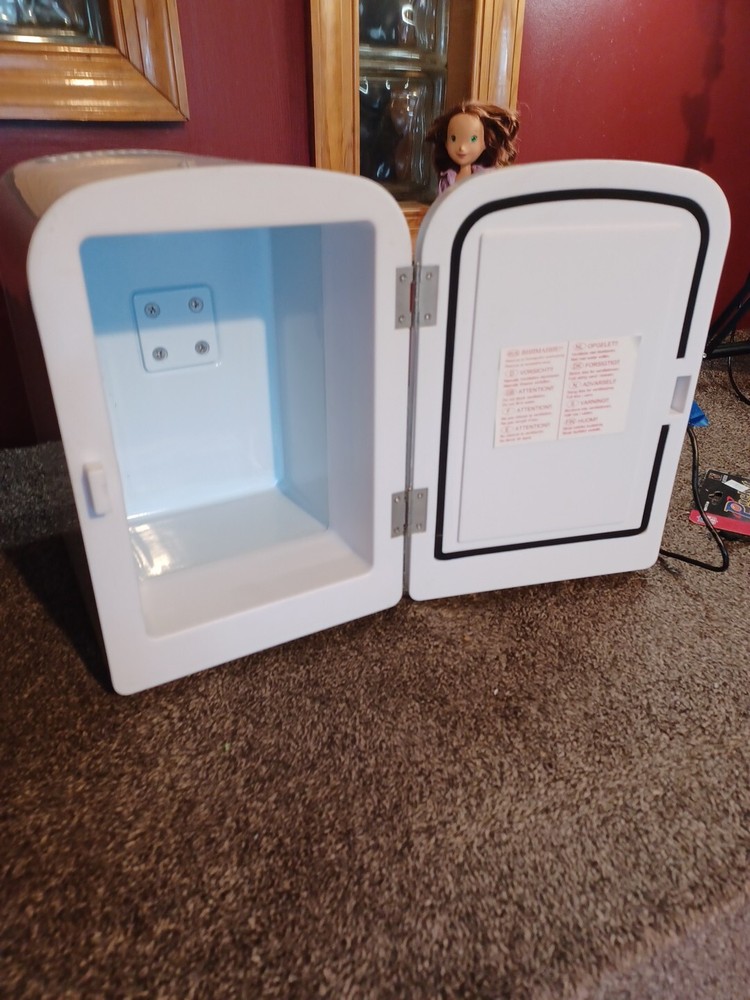 Upstream Mini Fridge Or Warmer