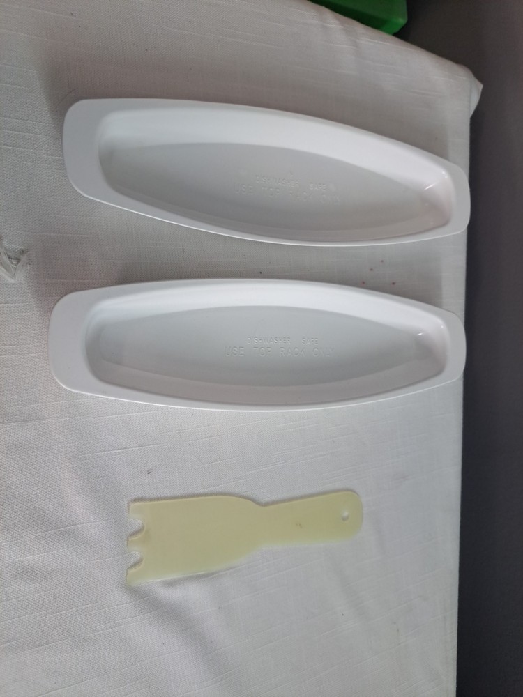 2 George Foreman Grill Drip Trays And Scraper