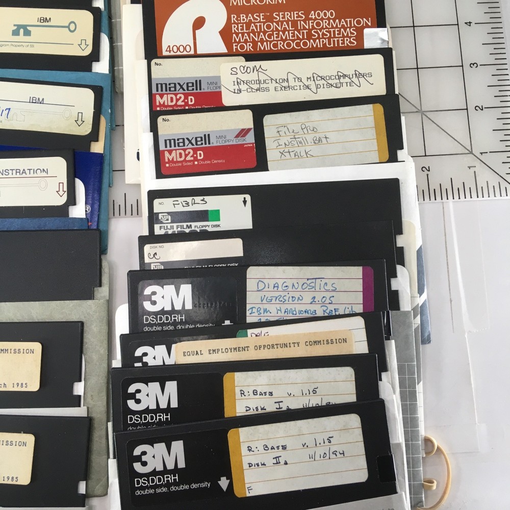 5.25" floppy disk lot 35 diskettes Mostly Software Programs Dos Untested