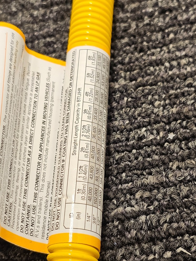 (QTY 2) Easyflex EFGC-038-YE-1011-18 1/2" MIP x FIP Gas Flex Connector Coated