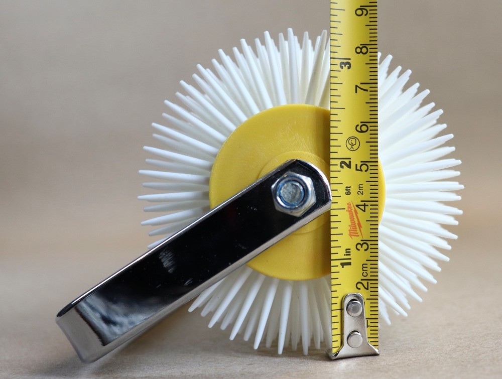 Spiked Screeding Compound Roller 19" Wide Flooring Leveling Tool Backsplash