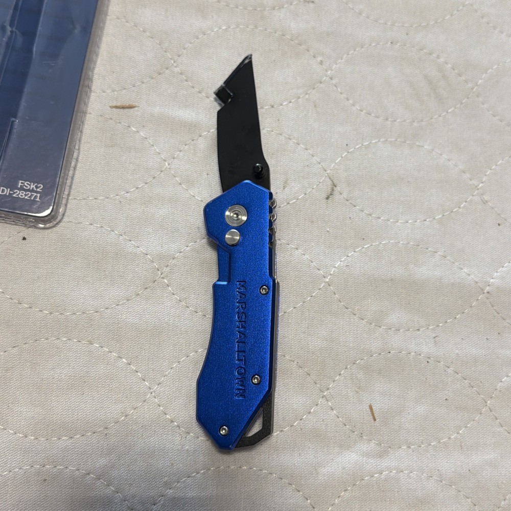 MARSHALLTOWN FOLDING SCORING KNIFE