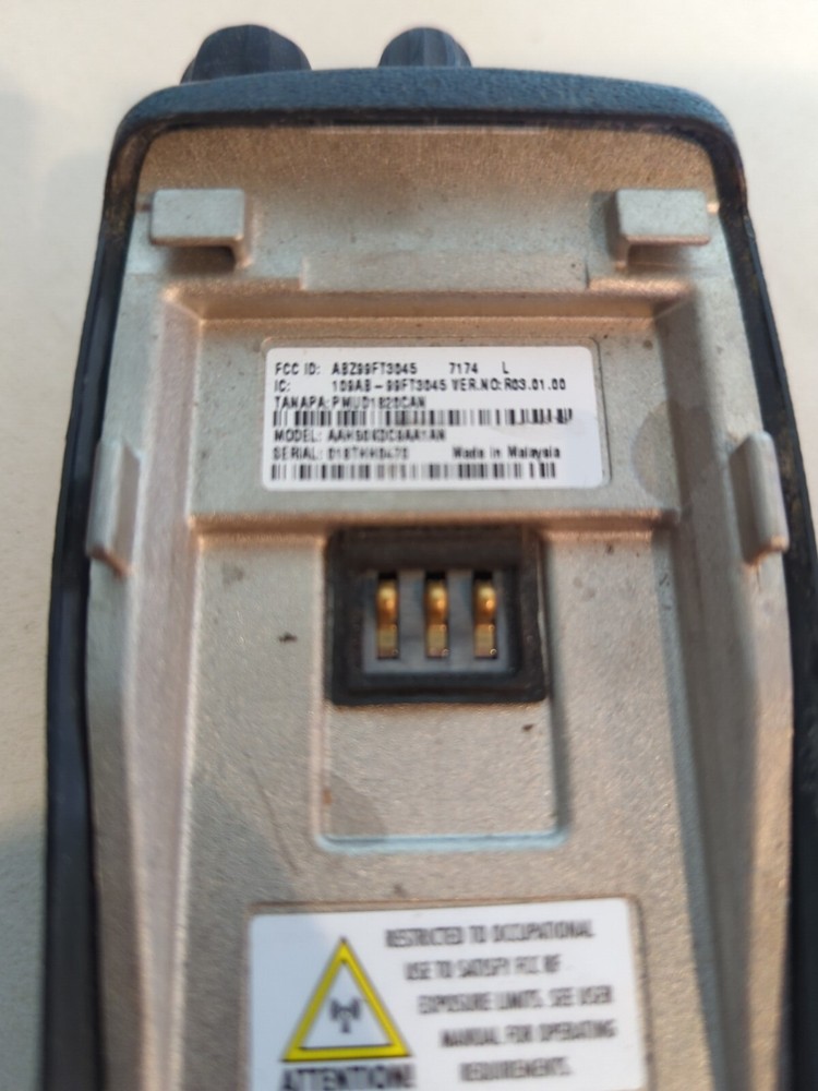 Motorola Radius CP200 AAH50KDC9AA1AN
