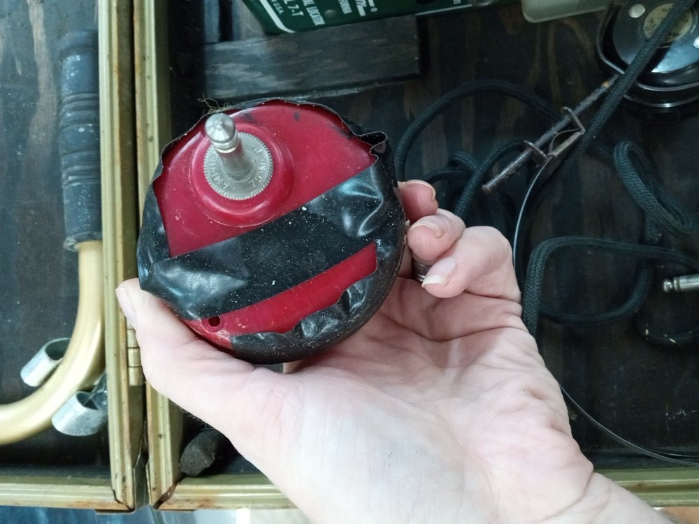 Vintage Detectron Metal Detector Original Case UNTESTED