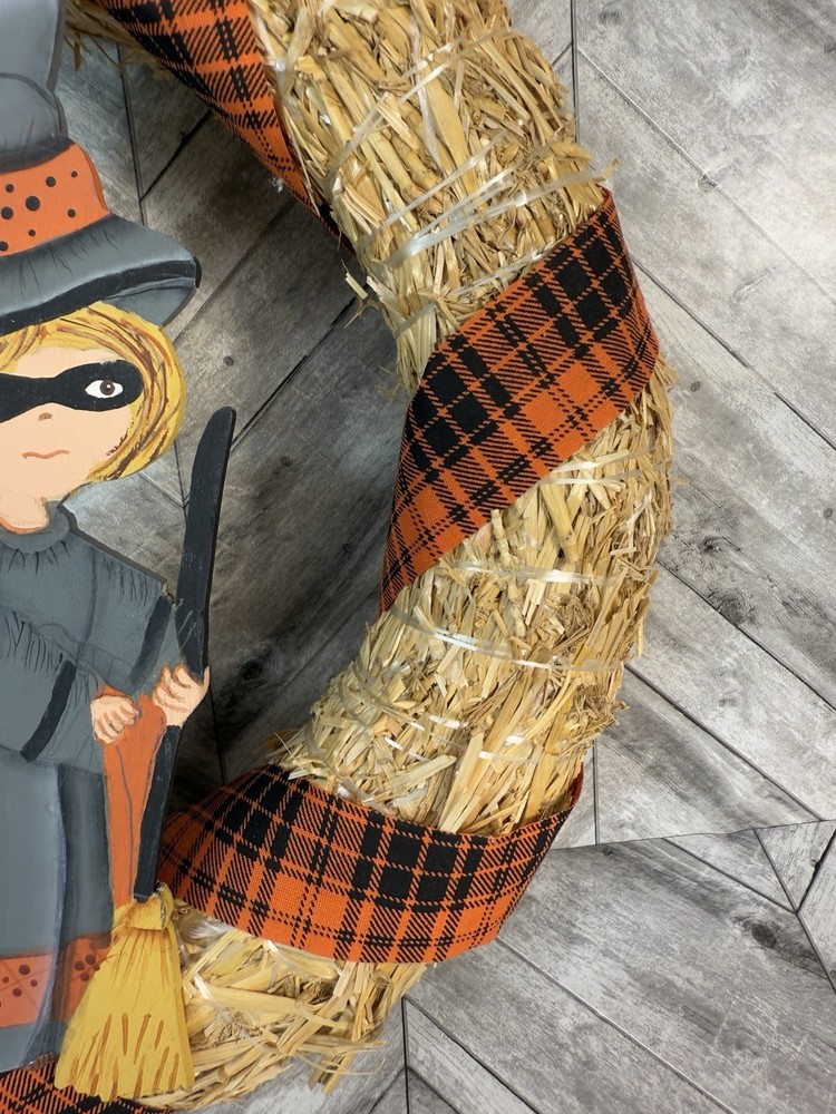 Halloween Straw Wreath With Witch 13”