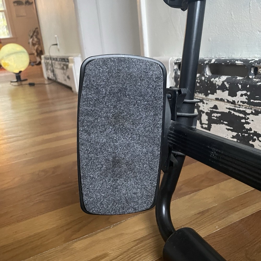 Thule 887XT Rollercoaster Kayak Roller Saddle Carrier and Frame Roof Rack