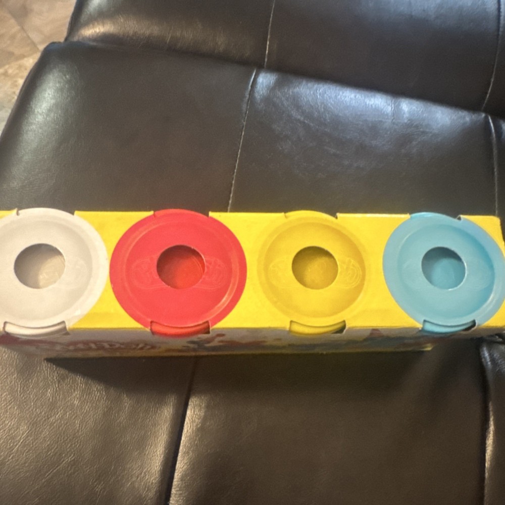 Play-Doh Dinosaurs 4-Pack Modeling Compound Set 2020