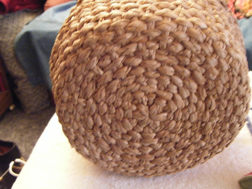 WICKER BREAD BASKET W/ LINER 251102002