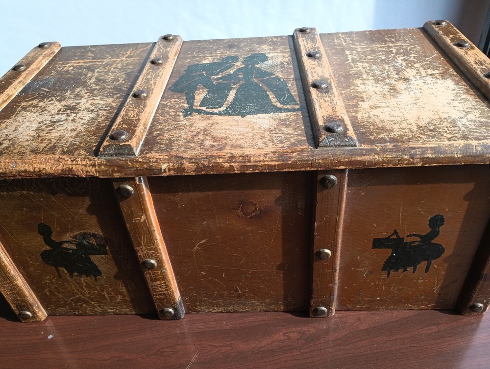 Mid 20th Century Vintage Wood Chest