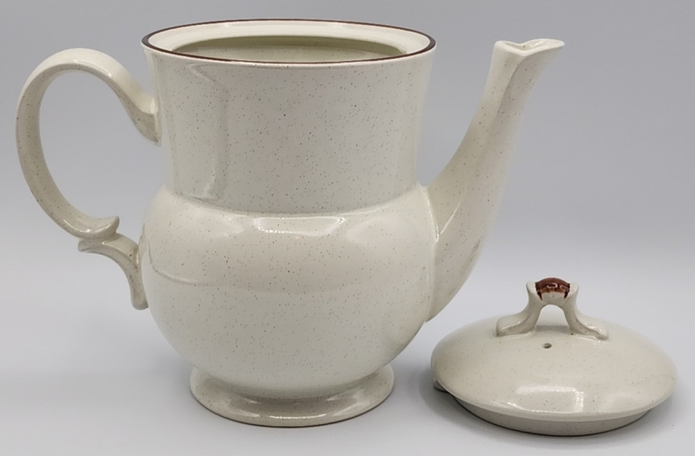 Hearthside Casual Elegance Teapot Japan READ BLUE