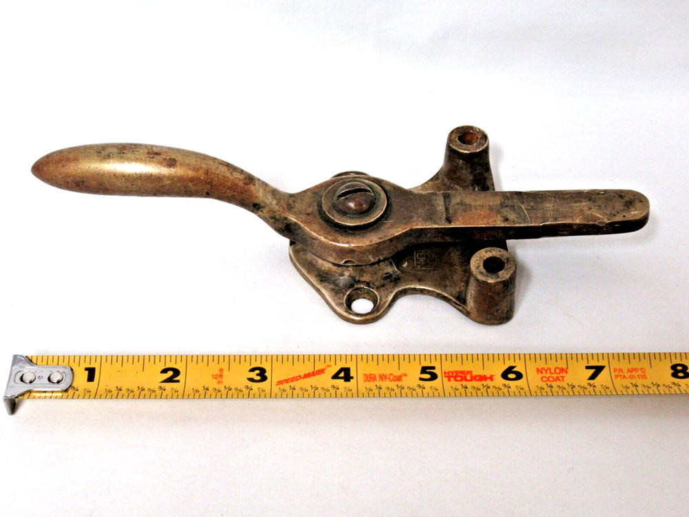 ANTIQUE BRASS ICE BOX HANDLE LATCH