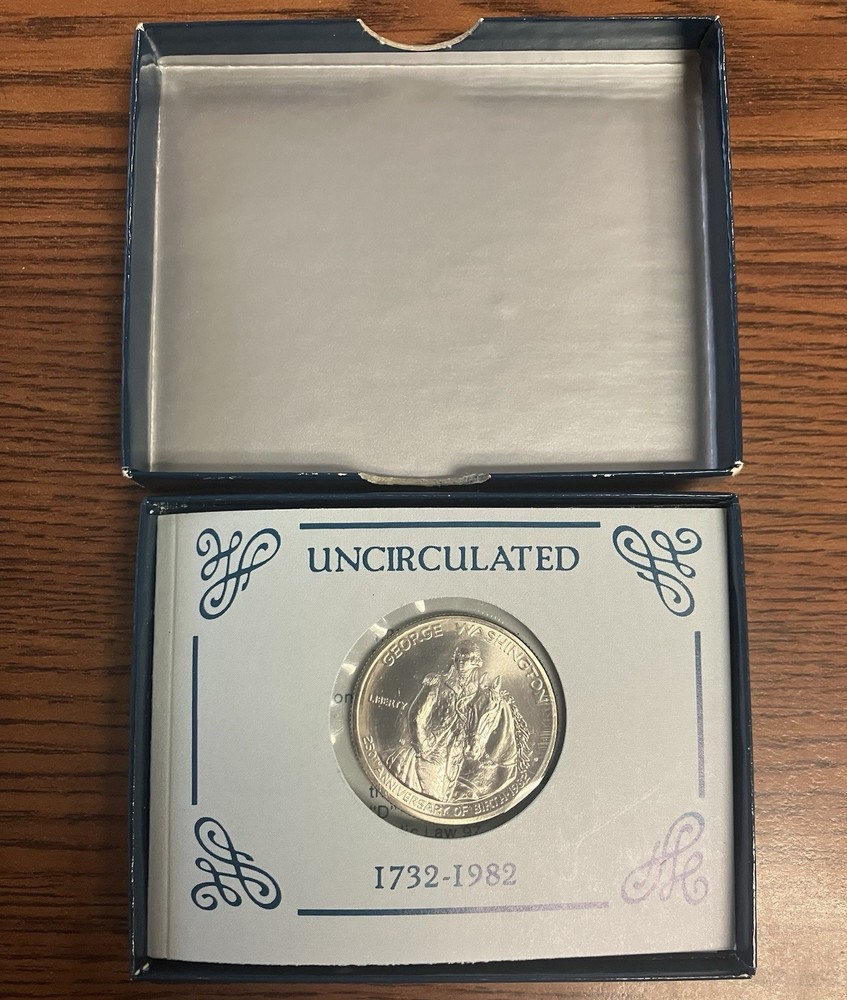 1982 50c Unc Blue Box George Washington Birth Commemorative 250th Commem Half