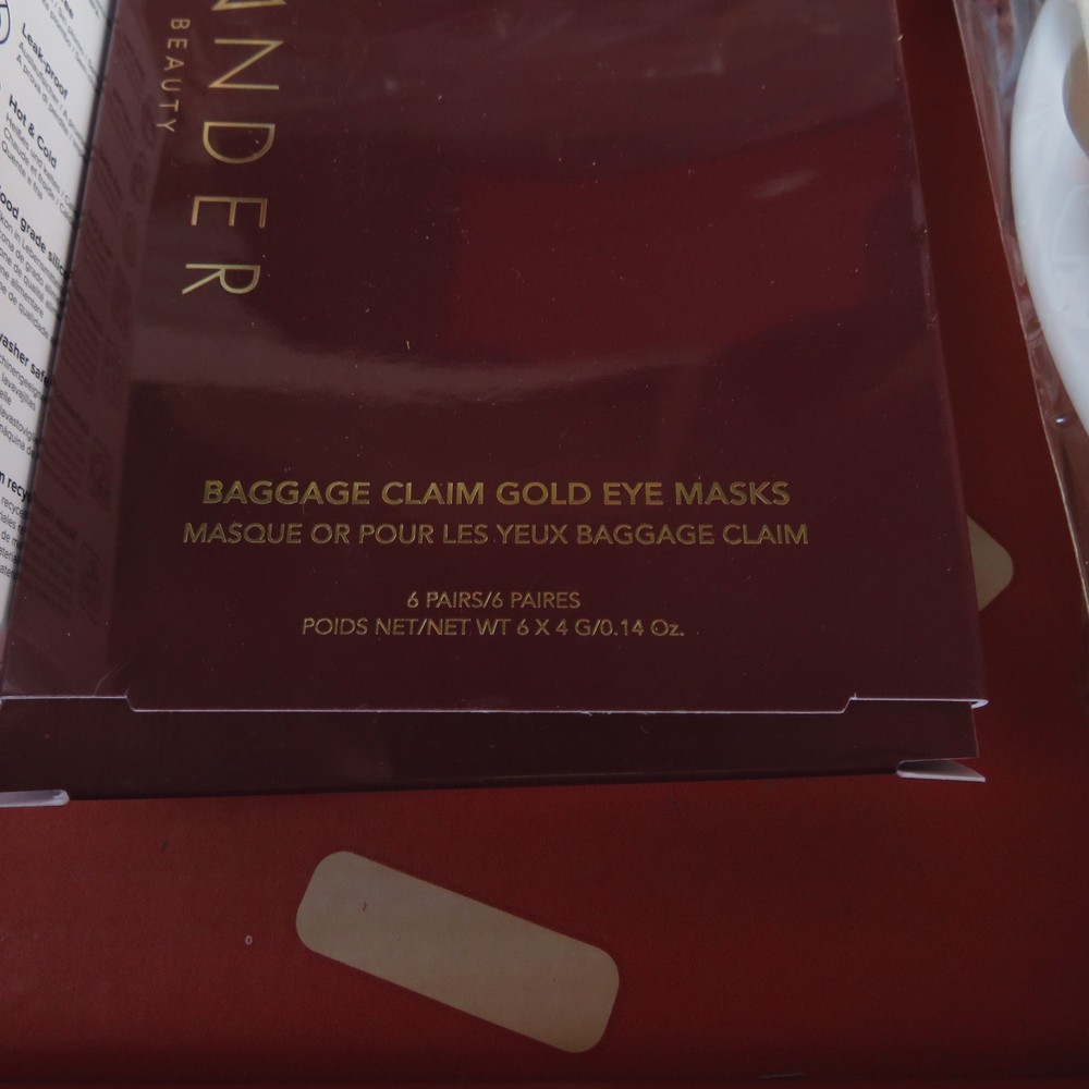Ellen DeGeneres Fall 2020 Be Kind Box including wireless earbuds