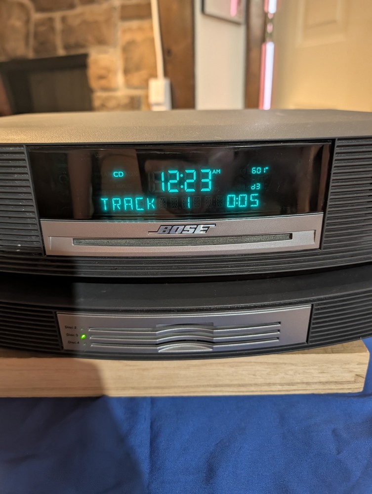 Bose Wave Music System AWRCC1 w/ Multi-CD Changer & Remote Control *PLEASE READ*