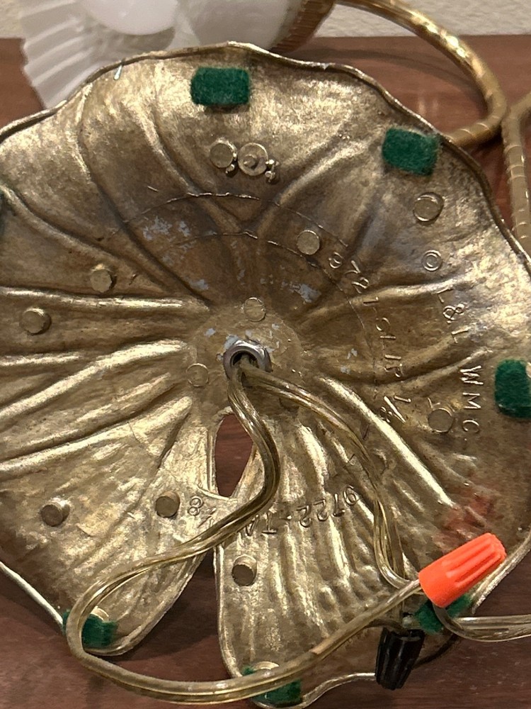 Double Gooseneck Lily Pad Base Brass Lamp Vintage