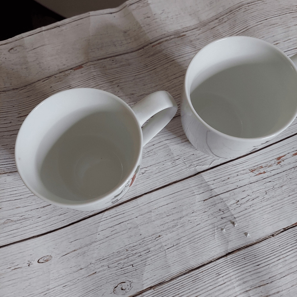 Starbucks white Christmas cups
