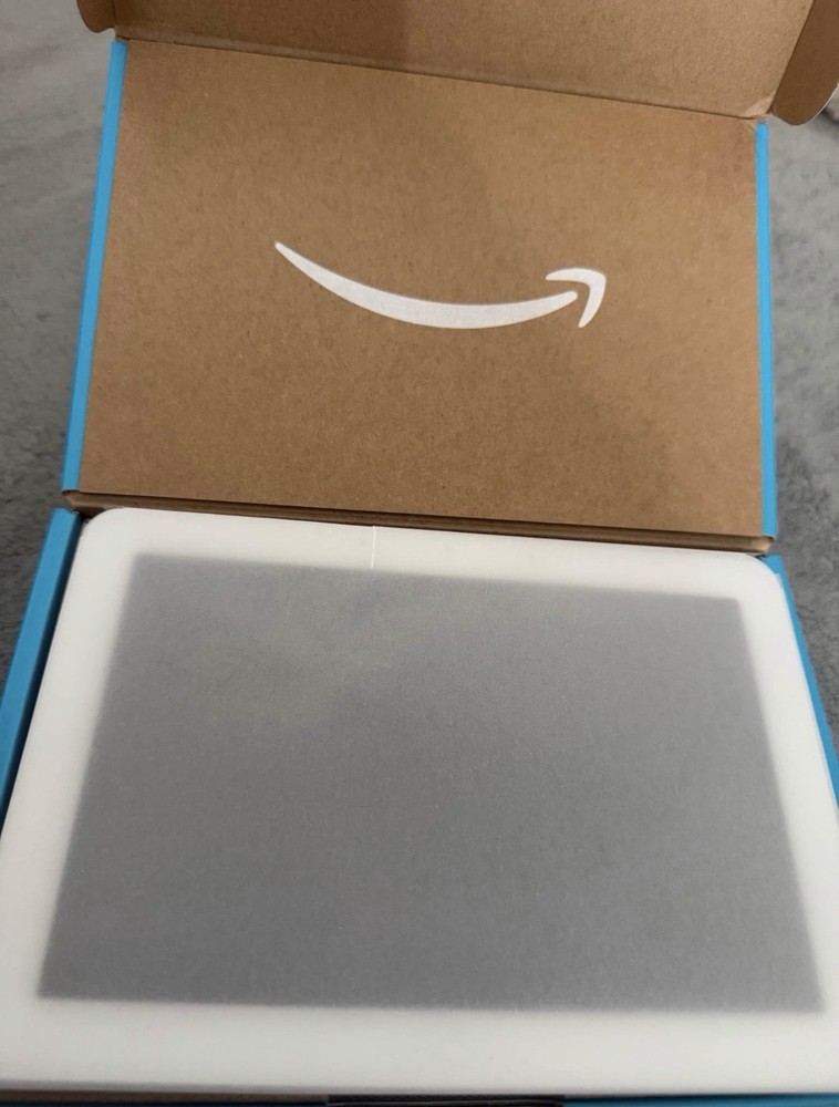 Amazon Echo Hub Smart Home Control Panel Alexa Bluetooth Wi-Fi Thread