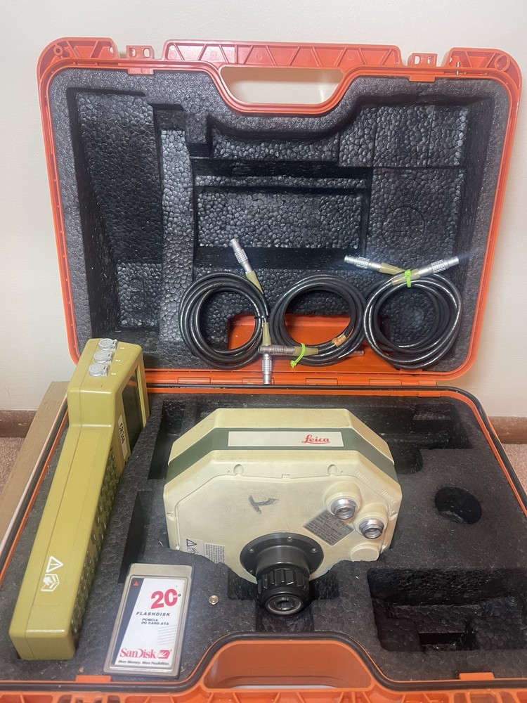 Leica SR399 Receiver + Leica CR344 Rugged Controller + Cables