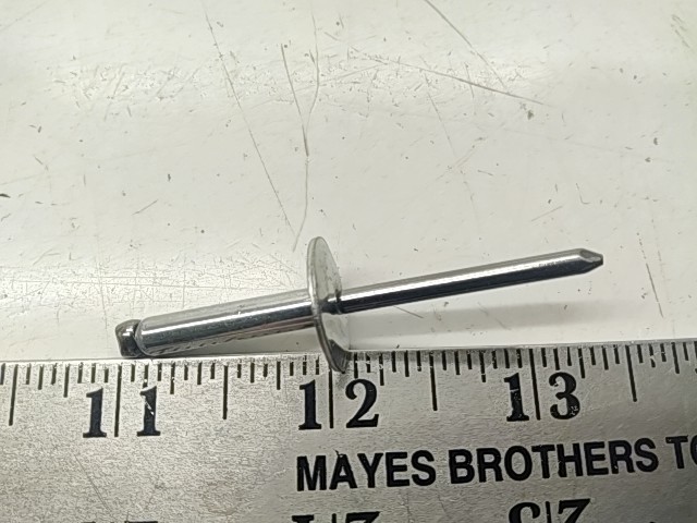 Rivet Qty 4 - 2000 Polaris NOS