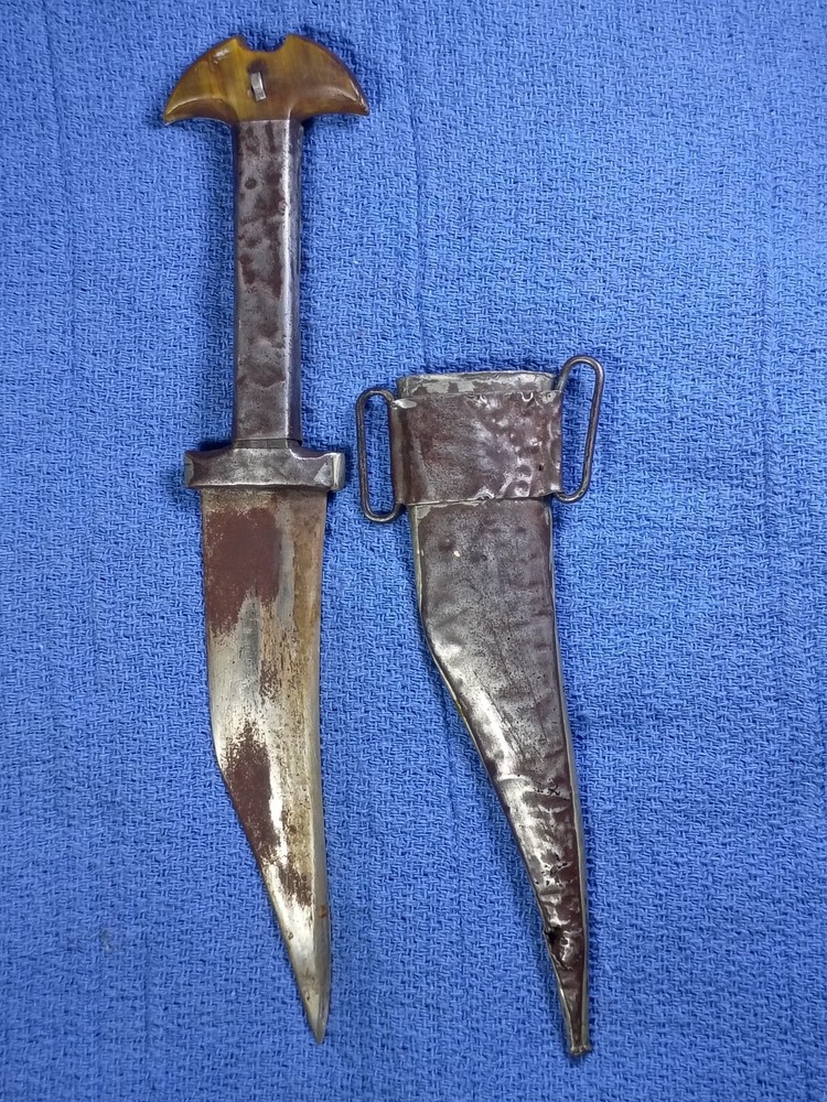 Vintage Middle Eastern Turkish Arabic Handmade Dagger