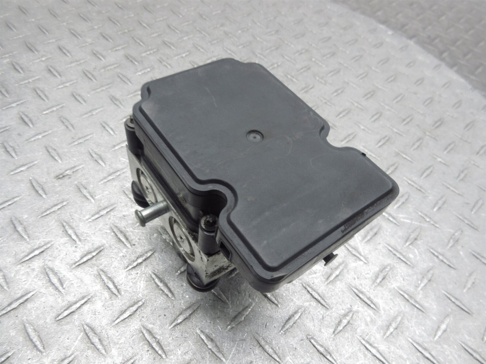 2015 Harley Ultra Classic Low FLHTCUL ABS Pump Brake Module Control Unit OEM