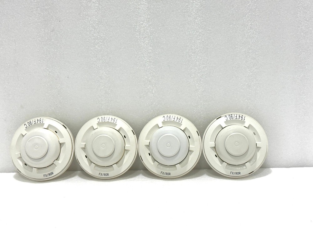 (SET OF 4) SYSTEM SENSOR 5602 FIRE HEAT DETECTOR FX/ROR WITH BASE