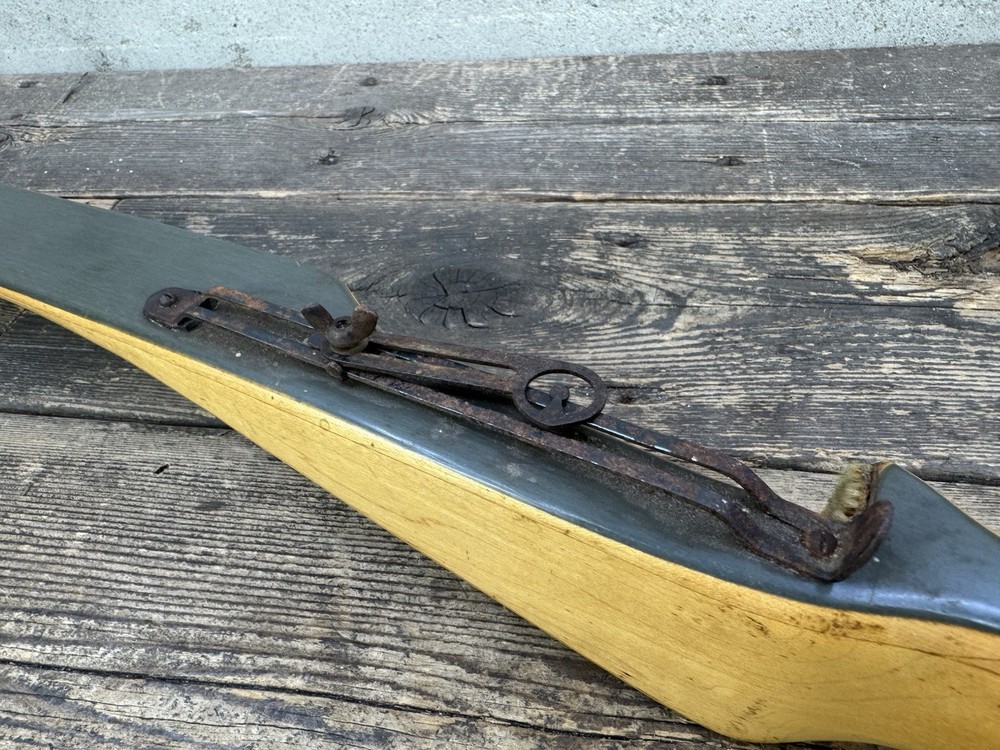 Vintage Indian Archery Recurve Bow