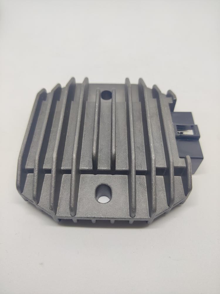 VOLTAGE REGULATOR FOR YAMAHA X-MAX 125 FROM 2010 TO 2013