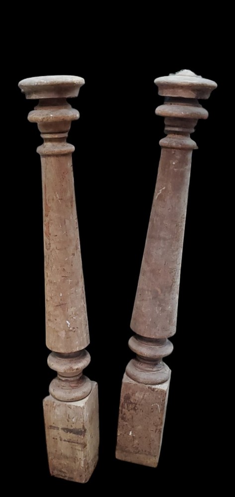 Pair Of Newel Posts *GAM0205