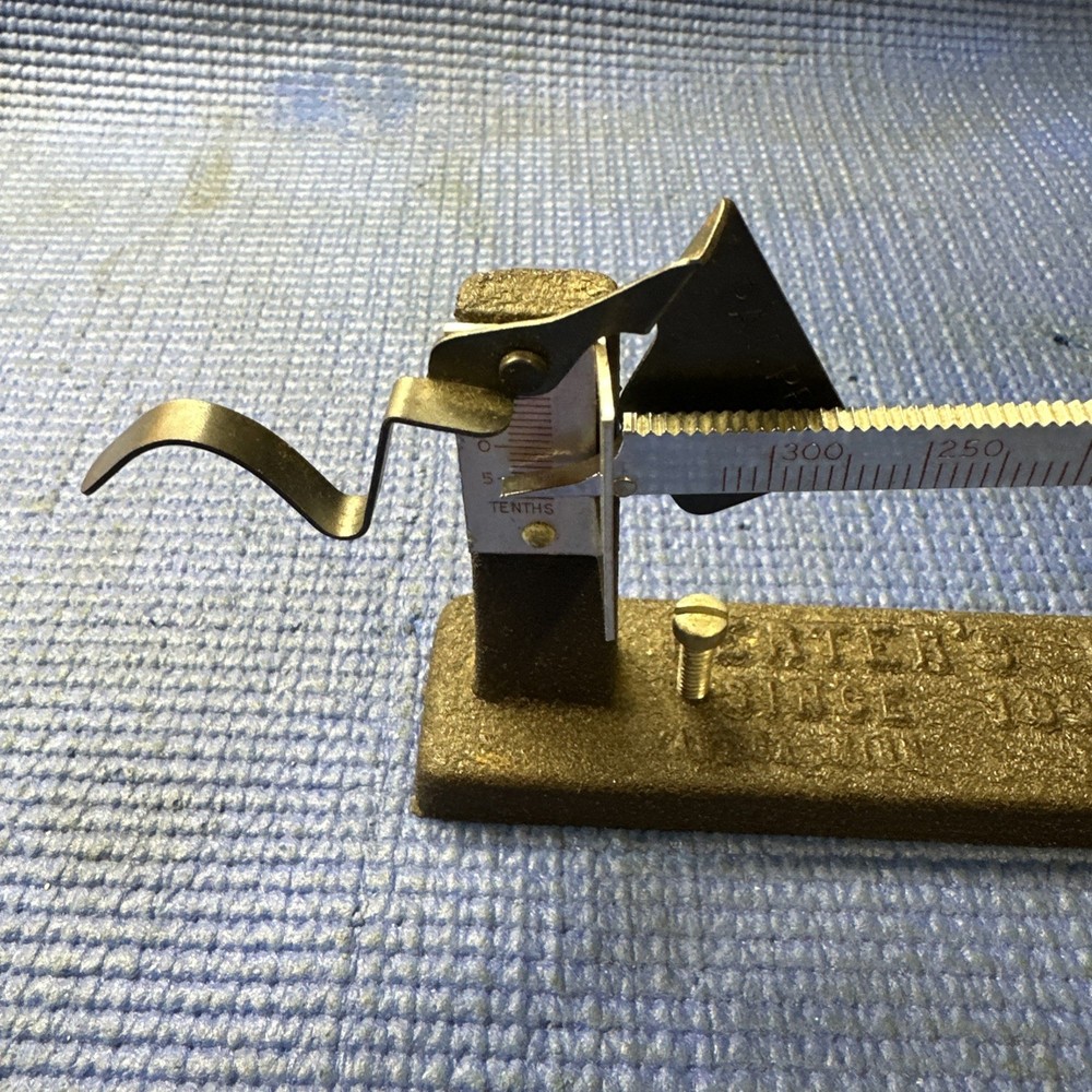 Vintage Herter's Powder & Bullet Scale, 300 Grain Max.