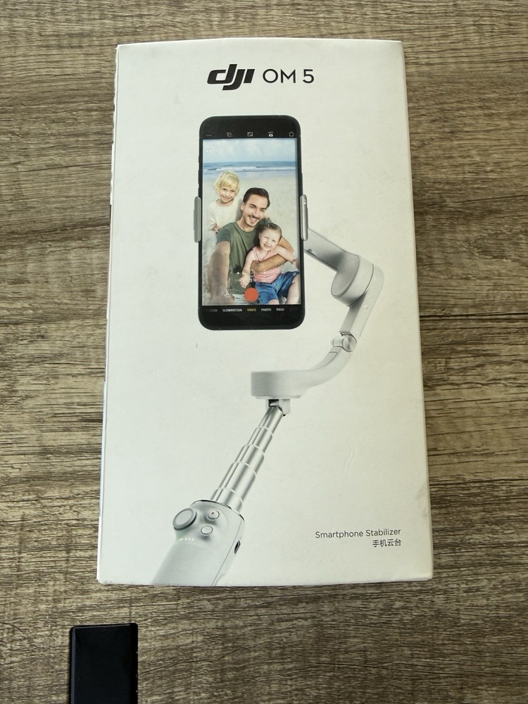 DJI OM 5 Smartphone Gimbal Stabiliser – Grey - barely used
