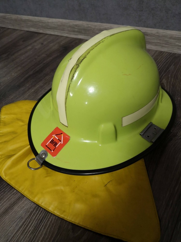 fire helmet + flashlight №2