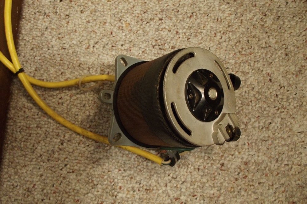 SUPERIOR POWERSTAT VARIABLE AUTOTRANSFORMER 1.4 KVA TYPE