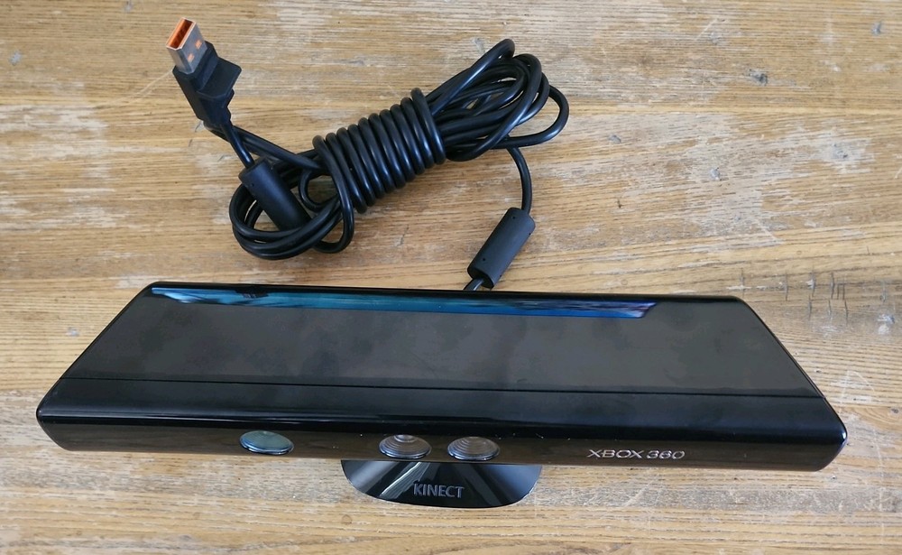 Genuine Microsoft XBOX 360 Kinect Sensor Bar Model 1414 Black