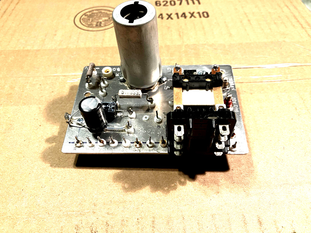 EF Johnson: Ranger Replacement integrated PTT,Bias,Keyer module.